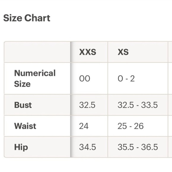 ATHLETA Ultimate Stash Pocket Camo 7” Shorts Black Gray Camo Athleisure Size XS - Picture 7 of 7